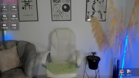 Nia online show from 12/01/25, 01:38