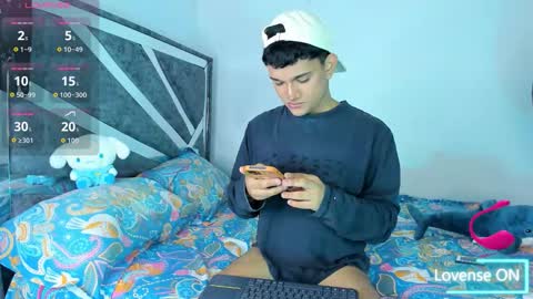 Snapshot of niall_falcon chatting on 09/25/25, 02:21 Niall  online show from 09/25/25, 02:21