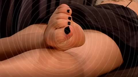 Kim online show from 04/19/26, 01:05