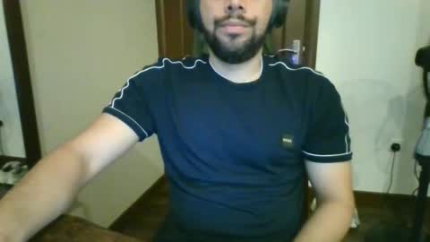 Snapshot of nica777a2 chatting on 06/08/26, 04:35 nica777a2 online show from 06/08/26, 04:35