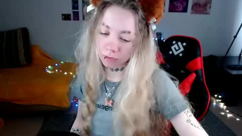 Snapshot of nica_kawaii chatting on 04/28/26, 07:35 nica_kawaii online show from 04/28/26, 07:35