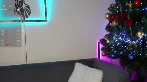 Snapshot of nica_rhodes chatting on 12/07/24, 12:19 nica_rhodes online show from 12/07/24, 12:19