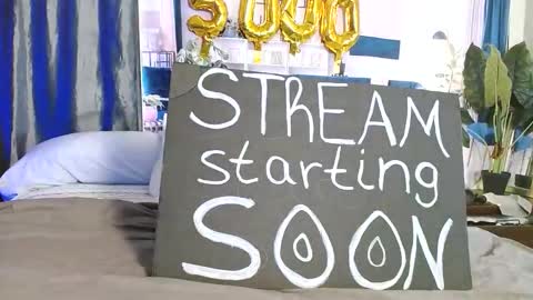 Snapshot of niceandsavvy chatting on 10/12/25, 04:22 NICE AND SAVVY online show from 10/12/25, 04:22