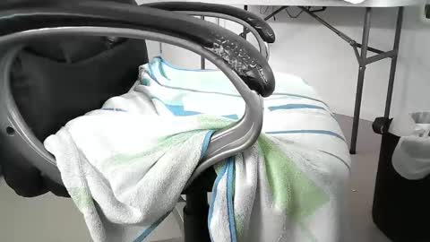 Snapshot of nicebigcock7in chatting on 01/09/26, 01:08 Mushroom Head online show from 01/09/26, 01:08