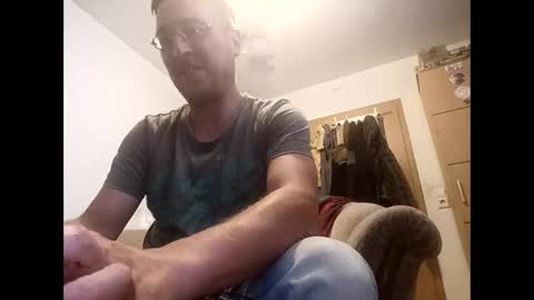 Snapshot of nicefuck0077 chatting on 10/22/25, 09:14 nicefuck0077 online show from 10/22/25, 09:14