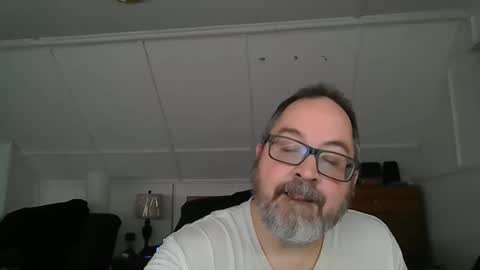 Snapshot of niceguy7208 chatting on 01/20/25, 06:10 niceguy7208 online show from 01/20/25, 06:10