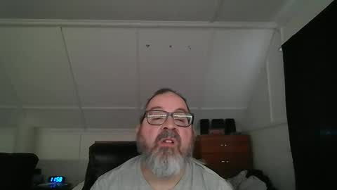 niceguy7208 online show from 02/15/26, 04:58