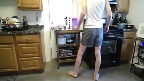 Snapshot of niceguyandrew chatting on 09/21/25, 07:15 Andrew online show from 09/21/25, 07:15