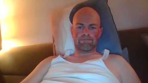 Snapshot of niceguydate chatting on 09/10/25, 07:14 niceguydate online show from 09/10/25, 07:14