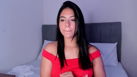 Julieta online show from 12/19/24, 05:18