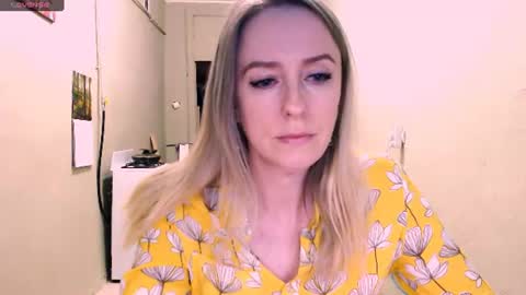 Snapshot of nicekat chatting on 06/20/26, 04:43 Kathrine online show from 06/20/26, 04:43