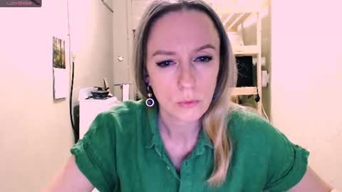 Snapshot of nicekat chatting on 06/24/26, 09:36 Kathrine online show from 06/24/26, 09:36