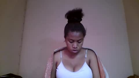 nicelly01 online show from 05/27/26, 05:04
