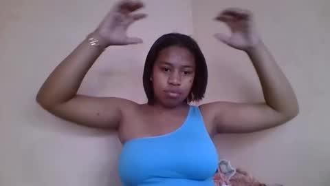 nicelly01 online show from 06/10/26, 07:07