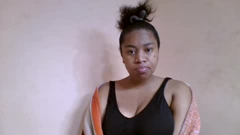 Snapshot of nicelly01 chatting on 06/29/26, 05:14 nicelly01 online show from 06/29/26, 05:14