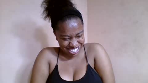 Snapshot of nicelly01 chatting on 07/01/26, 06:07 nicelly01 online show from 07/01/26, 06:07