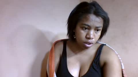 Snapshot of nicelly01 chatting on 07/13/26, 06:05 nicelly01 online show from 07/13/26, 06:05