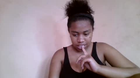 Snapshot of nicelly01 chatting on 07/15/26, 11:48 nicelly01 online show from 07/15/26, 11:48