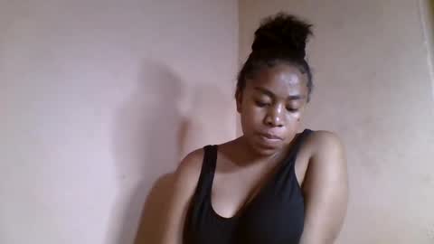 Snapshot of nicelly01 chatting on 07/21/26, 06:43 nicelly01 online show from 07/21/26, 06:43