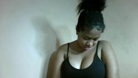 Snapshot of nicelly01 chatting on 07/24/26, 07:56 nicelly01 online show from 07/24/26, 07:56