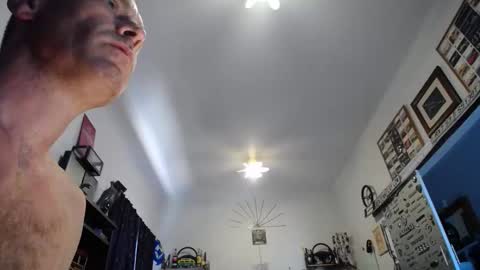 Snapshot of niceonebrov chatting on 02/09/26, 01:31 niceonebrov online show from 02/09/26, 01:31