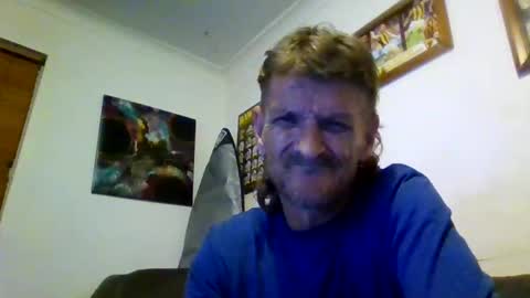 Snapshot of niceozziecockxxx chatting on 12/13/24, 07:21 Sexiishaine online show from 12/13/24, 07:21