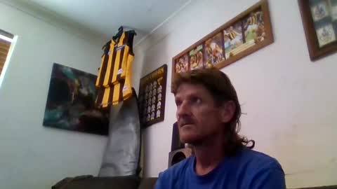 Snapshot of niceozziecockxxx chatting on 02/13/25, 05:37 Sexiishaine online show from 02/13/25, 05:37