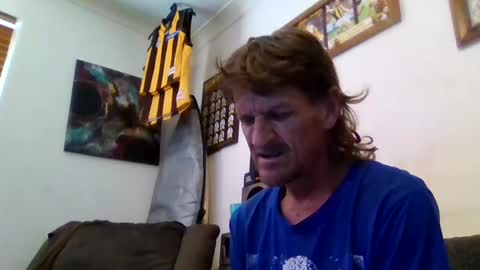 Snapshot of niceozziecockxxx chatting on 02/21/25, 03:56 Sexiishaine online show from 02/21/25, 03:56