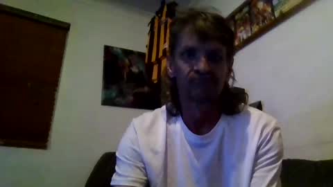 Snapshot of niceozziecockxxx chatting on 02/22/25, 06:08 Sexiishaine online show from 02/22/25, 06:08