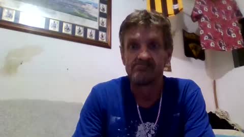 Snapshot of niceozziecockxxx chatting on 11/23/25, 01:27 Sexiishaine online show from 11/23/25, 01:27