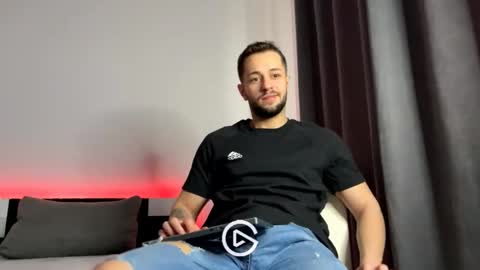 Snapshot of nicholassx chatting on 03/01/25, 12:34 Nicholassx online show from 03/01/25, 12:34