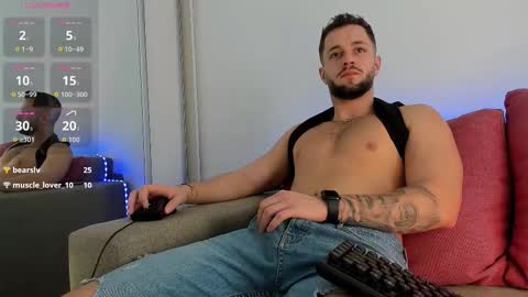 Snapshot of nicholassx chatting on 10/22/25, 06:57 Nicholassx online show from 10/22/25, 06:57