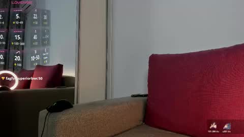 Snapshot of nicholassx chatting on 12/01/25, 10:15 Nicholassx online show from 12/01/25, 10:15