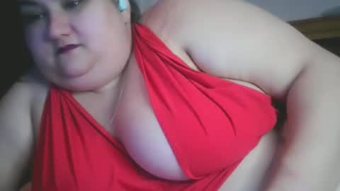 Snapshot of nicholle chatting on 02/10/25, 11:23 Nicholle online show from 02/10/25, 11:23