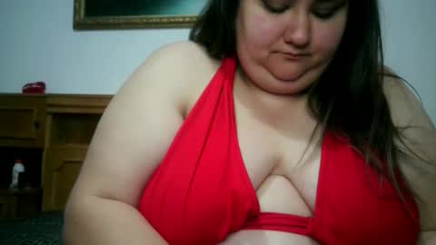 Snapshot of nicholle chatting on 04/27/26, 09:35 Nicholle online show from 04/27/26, 09:35