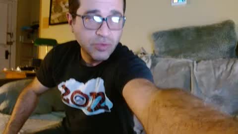 Snapshot of nichous77 chatting on 12/01/24, 11:58 Nick online show from 12/01/24, 11:58