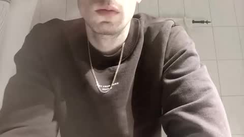 nick194207 online show from 04/15/26, 08:31