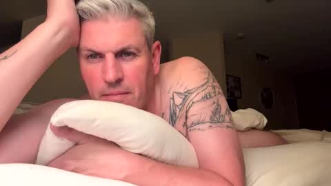 Snapshot of nick578320 chatting on 03/27/26, 11:43 nick578320 online show from 03/27/26, 11:43