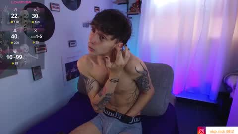 Snapshot of nick_bangover chatting on 09/19/25, 05:35 Nico online show from 09/19/25, 05:35