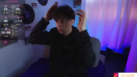 Snapshot of nick_bangover chatting on 09/30/25, 06:57 Nico online show from 09/30/25, 06:57