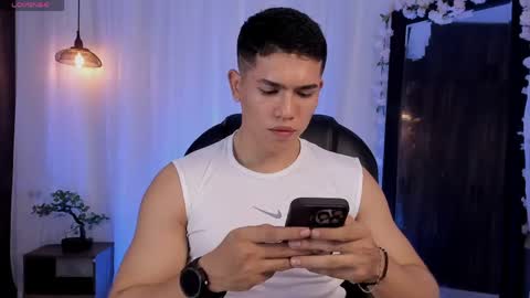 nick fenix online show from 04/28/26, 02:27