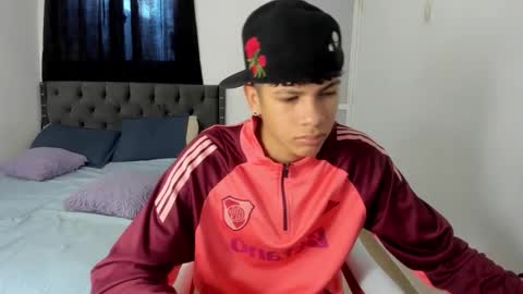 nick_master2 online show from 02/19/26, 07:32