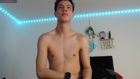 Snapshot of nick_torn chatting on 05/19/26, 02:45 Nick online show from 05/19/26, 02:45