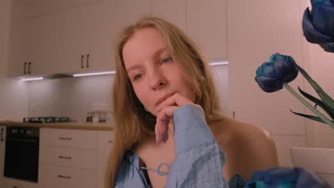 Nicka Cherie online show from 03/07/26, 05:43