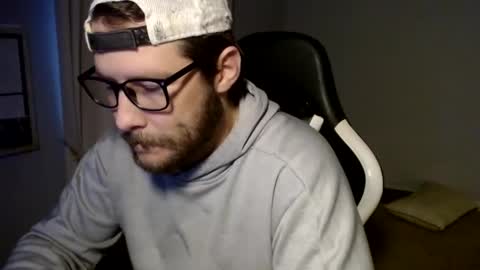 Snapshot of nickandmeg chatting on 12/19/24, 01:29 Cakedcouple OF - Yourtattedcutie qurlynfit online show from 12/19/24, 01:29