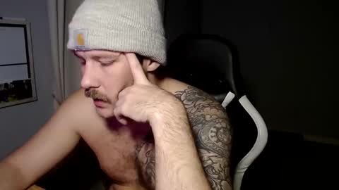 Snapshot of nickandmeg chatting on 01/03/25, 01:16 Cakedcouple OF - Yourtattedcutie qurlynfit online show from 01/03/25, 01:16