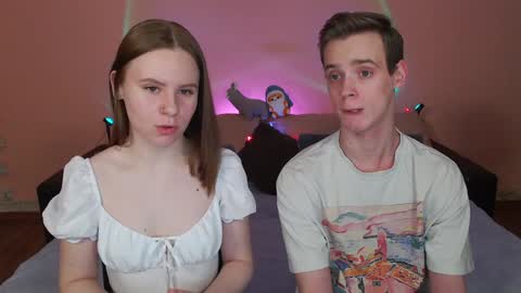 Snapshot of nickandmolly chatting on 01/12/25, 04:29 nick and molly online show from 01/12/25, 04:29