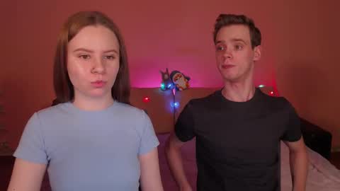 Snapshot of nickandmolly chatting on 02/09/25, 05:01 nick and molly online show from 02/09/25, 05:01