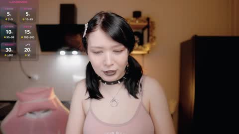 nickari_x online show from 04/05/26, 05:37