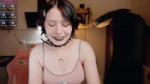 Snapshot of nickari_x chatting on 06/25/26, 05:56 nickari_x online show from 06/25/26, 05:56